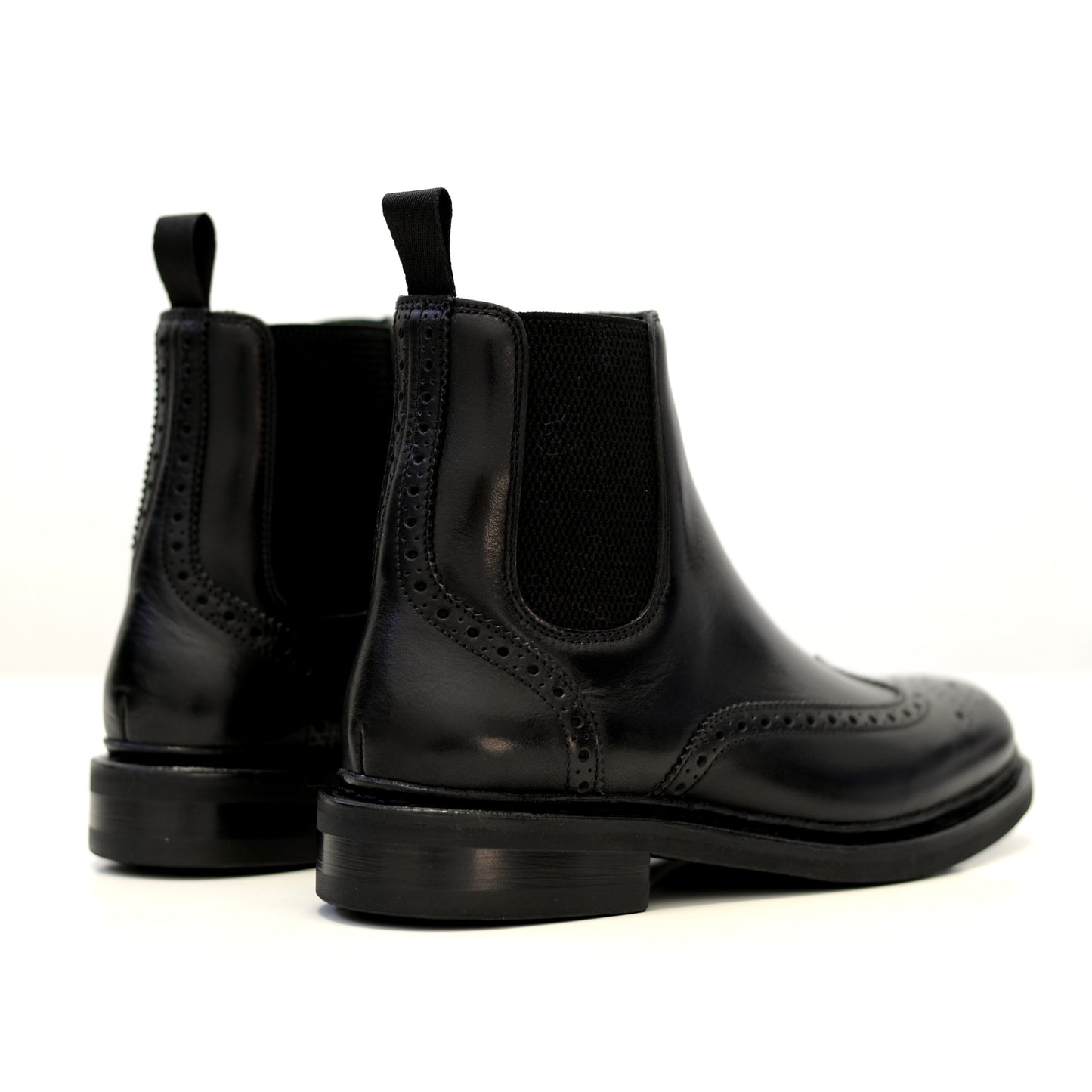 SIENA Classic Wingtip Chelsea Boots