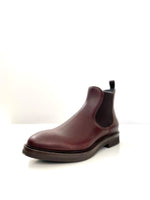 Load image into Gallery viewer, PISTOIA Chelsea Boots
